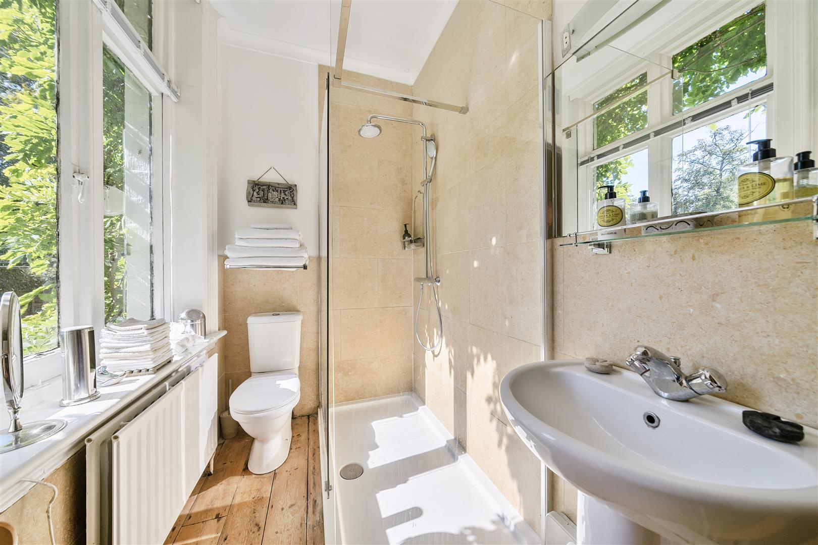 Burleigh Road, Ascot